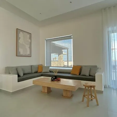 Gbr 2 - Golden Residences