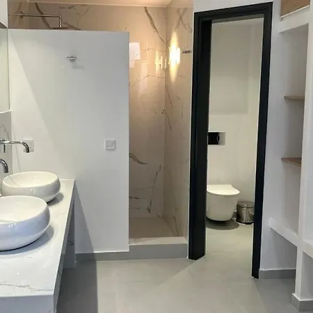 Gbr 2 - Golden Residences Chrisi Akti (Paros)