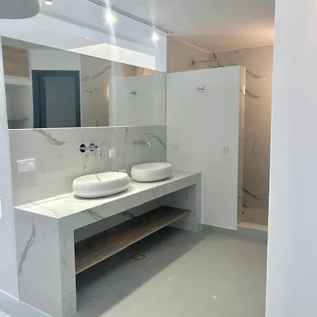 Gbr 2 - Golden Residences Villa *