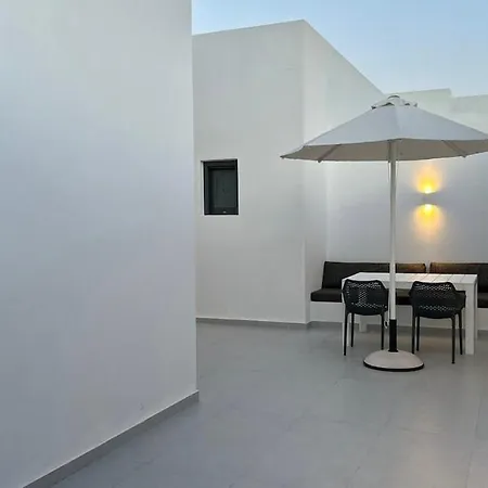 Gbr 2 - Golden Residences Villa Chrisi Akti (Paros)